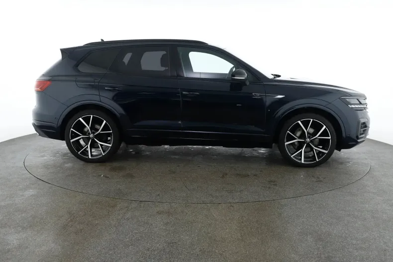 Volkswagen Touareg din 2021 cu 135.336 km - oferta VOL136404 - foto 4