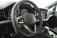 Volkswagen Touareg din 2021 cu 135.336 km - oferta VOL136404 - foto 11