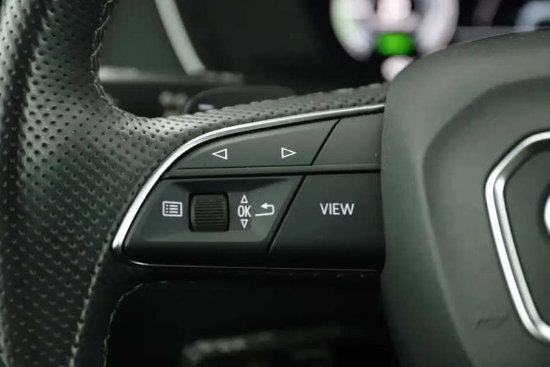 Audi Q5 din 2021 cu 65.710 km - oferta AUD136422 - foto 20