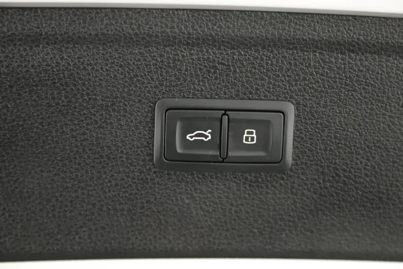 Audi Q5 din 2021 cu 65.710 km - oferta AUD136422 - foto 26