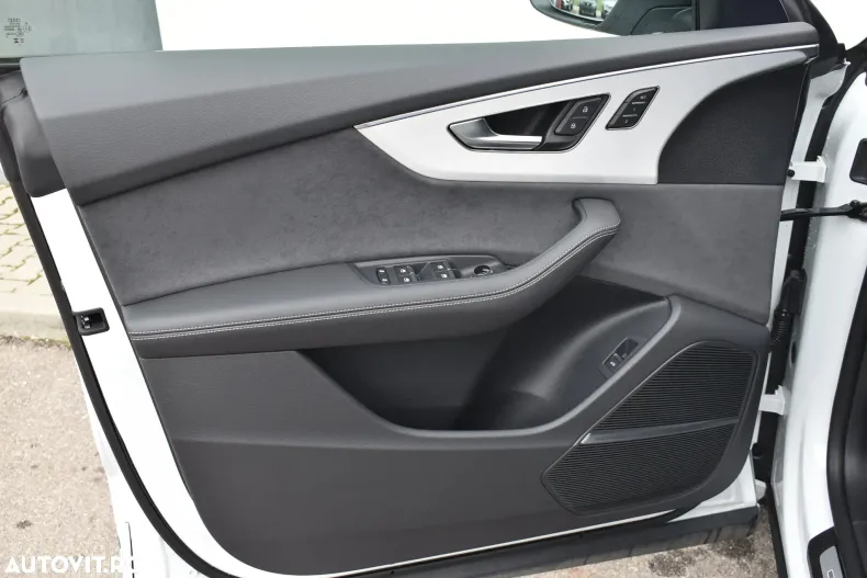 Audi Q8 din 2025 cu 3.000 km - oferta AUD136426 - foto 9