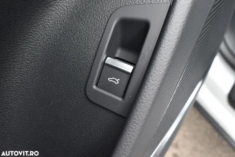 Audi Q8 din 2025 cu 3.000 km - oferta AUD136426 - foto 11