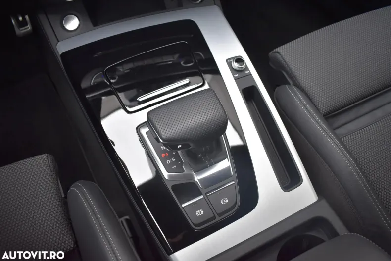 Audi Q5 din 2022 cu 43.916 km - oferta AUD136433 - foto 24