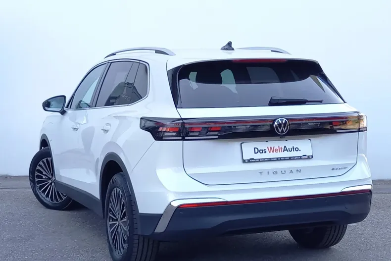 Volkswagen Tiguan din 2025 cu 2.900 km - oferta VOL136438 - foto 3