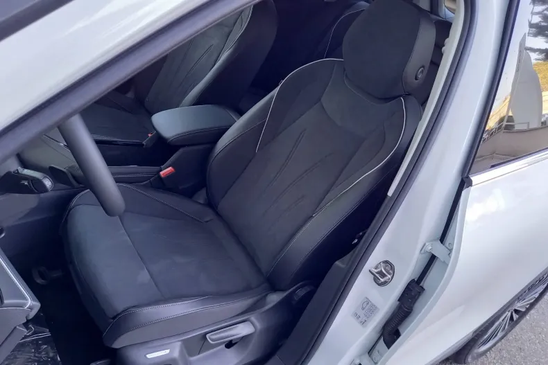 Volkswagen Tiguan din 2025 cu 2.900 km - oferta VOL136438 - foto 30