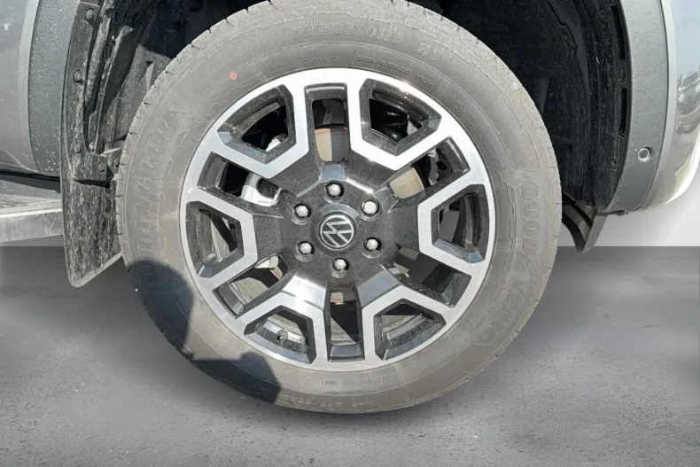 Volkswagen Amarok din 2025 cu 4.200 km - oferta VOL136441 - foto 7