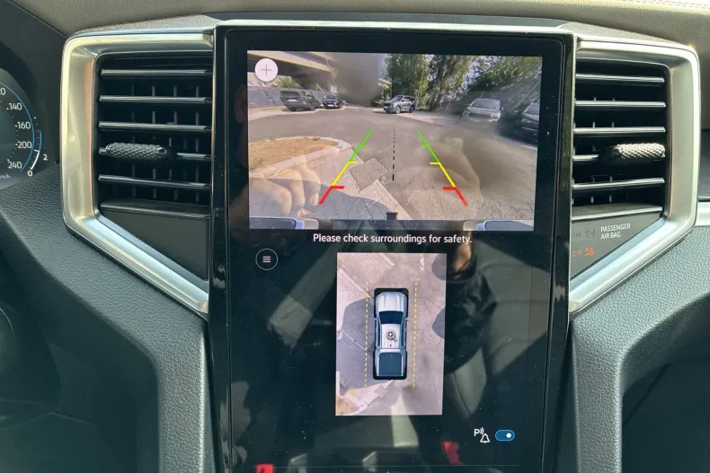 Volkswagen Amarok din 2025 cu 4.200 km - oferta VOL136441 - foto 14