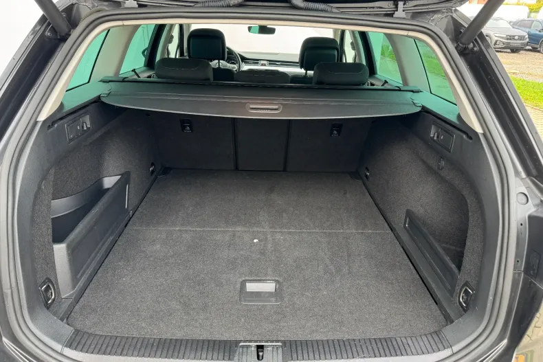 Volkswagen Passat din 2020 cu 128.000 km - oferta VOL136443 - foto 6