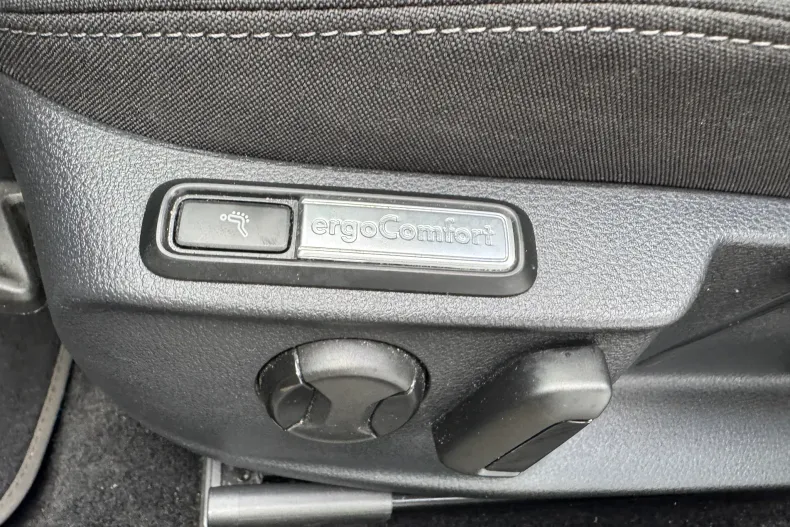 Volkswagen Passat din 2020 cu 128.000 km - oferta VOL136443 - foto 23