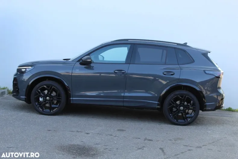 Volkswagen Tiguan din 2025 cu 7.300 km - oferta VOL136444 - foto 3