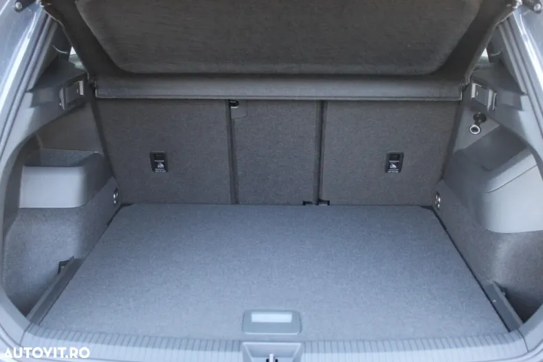 Volkswagen Tiguan din 2025 cu 7.300 km - oferta VOL136444 - foto 6