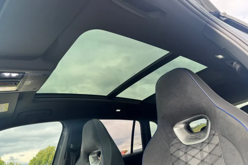 Volkswagen Tiguan din 2025 cu 7.300 km - oferta VOL136444 - foto 8