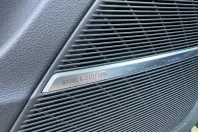 Audi Q8 din 2023 cu 15.480 km - oferta AUD136449 - foto 8