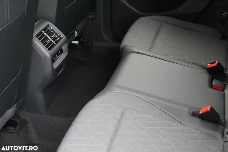 Volkswagen Tiguan din 2025 cu 8.350 km - oferta VOL136450 - foto 6