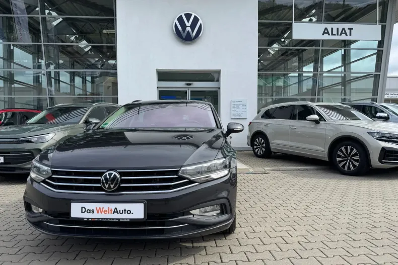 Volkswagen Passat din 2022 cu 171.850 km - oferta VOL136452 - foto 1