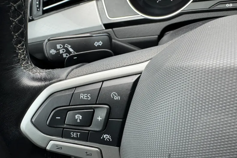 Volkswagen Passat din 2022 cu 171.850 km - oferta VOL136452 - foto 13