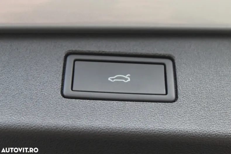 Volkswagen Tiguan din 2025 cu 13.750 km - oferta VOL136459 - foto 9