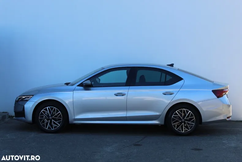 Skoda Octavia din 2025 cu 2.900 km - oferta SKO136460 - foto 10