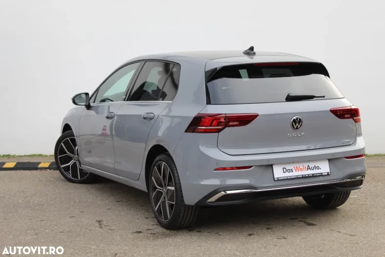 Volkswagen Golf din 2024 cu 10.000 km - oferta VOL136464 - foto 9