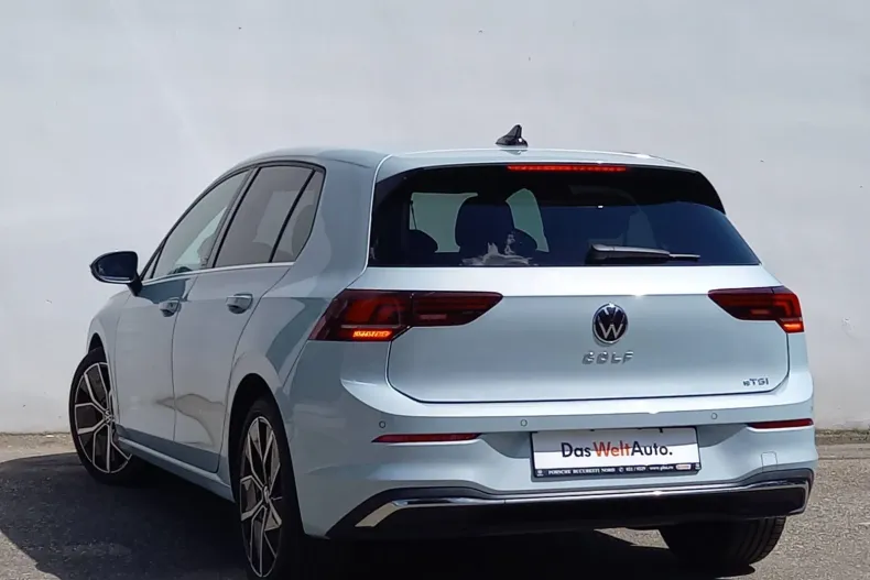 Volkswagen Golf din 2024 cu 6.000 km - oferta VOL136467 - foto 5