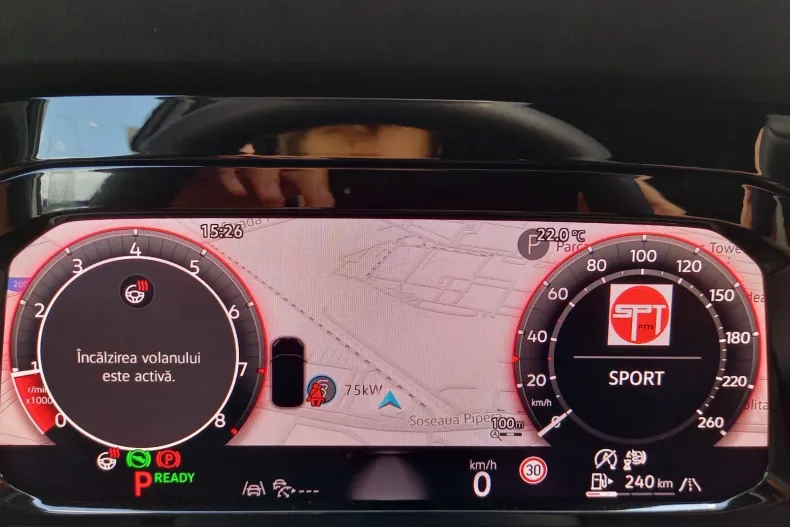 Volkswagen Golf din 2024 cu 6.000 km - oferta VOL136467 - foto 7