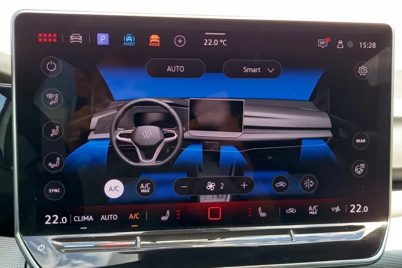 Volkswagen Golf din 2024 cu 6.000 km - oferta VOL136467 - foto 18