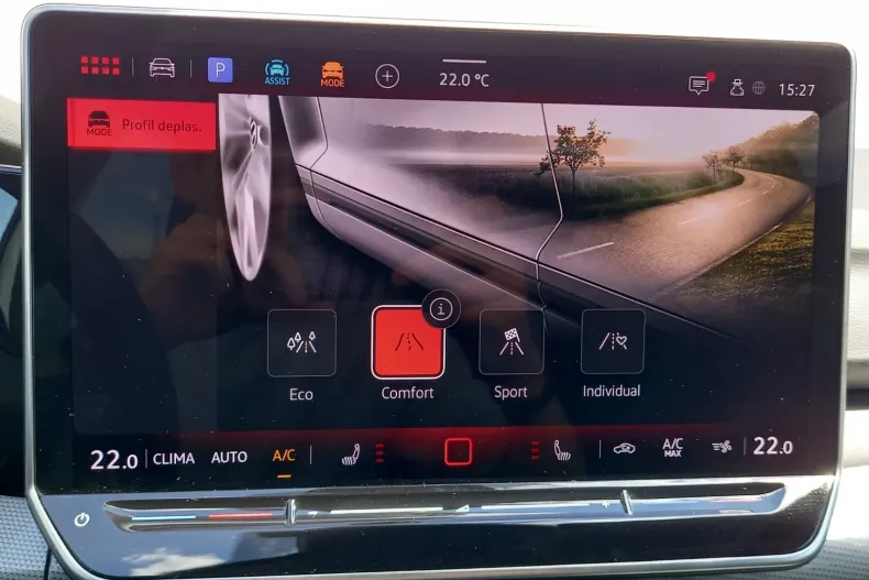 Volkswagen Golf din 2024 cu 6.000 km - oferta VOL136467 - foto 20