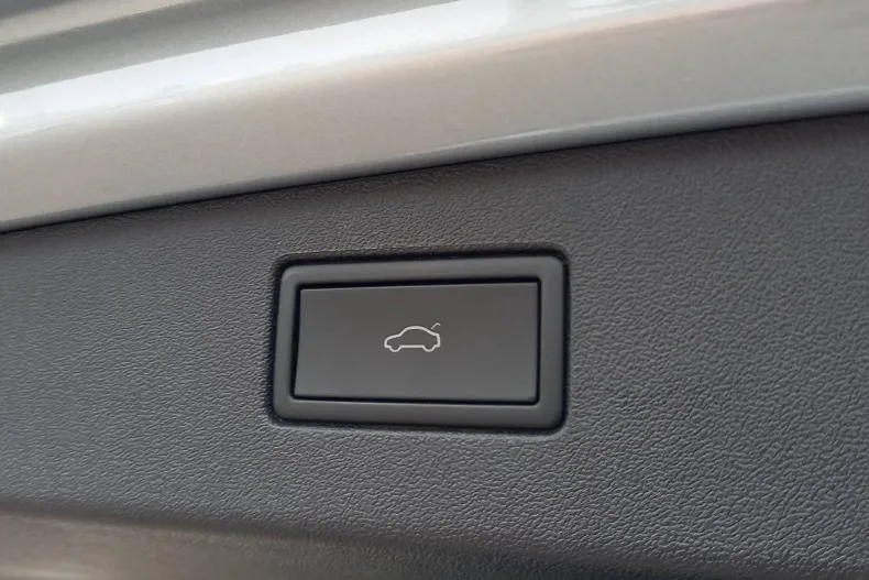 Volkswagen Tiguan din 2024 cu 5.860 km - oferta VOL136472 - foto 12