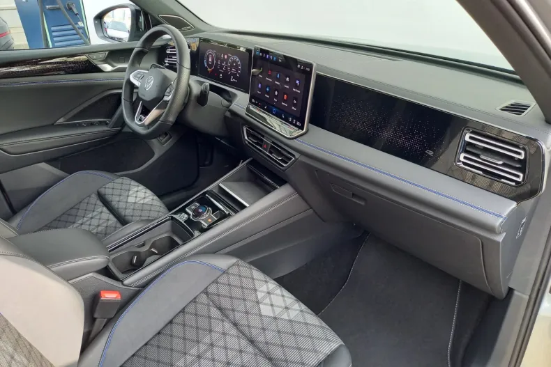 Volkswagen Tiguan din 2024 cu 5.860 km - oferta VOL136472 - foto 30