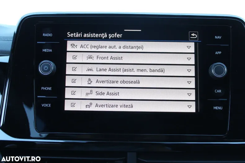 Volkswagen T-Roc din 2024 cu 5.000 km - oferta VOL136473 - foto 7