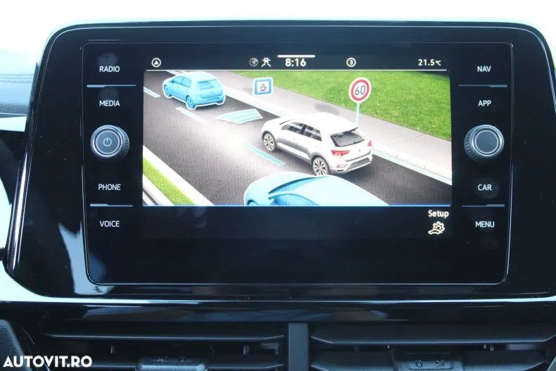 Volkswagen T-Roc din 2024 cu 5.000 km - oferta VOL136473 - foto 8