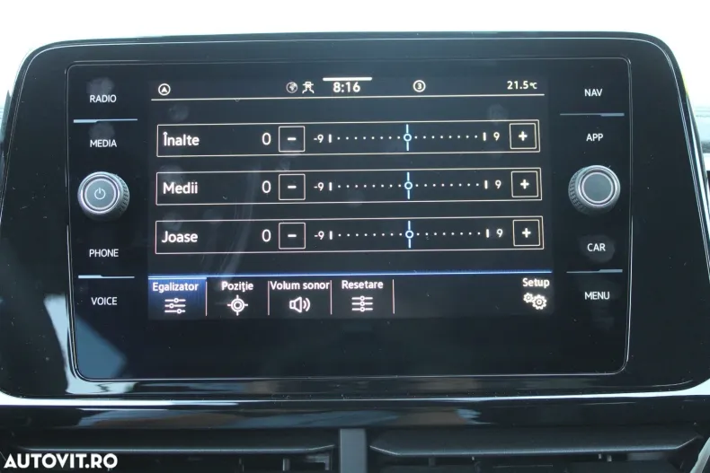 Volkswagen T-Roc din 2024 cu 5.000 km - oferta VOL136473 - foto 9