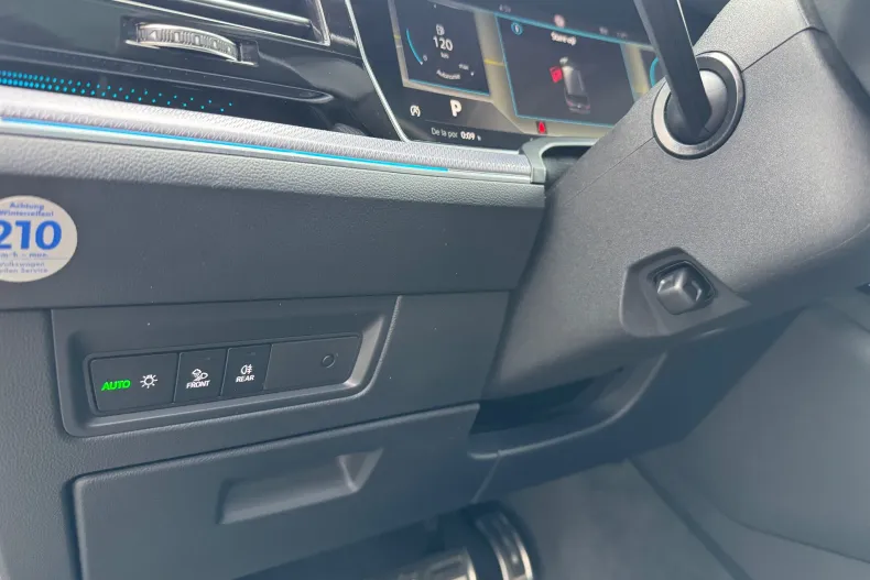 Volkswagen Touareg din 2021 cu 98.000 km - oferta VOL136474 - foto 10