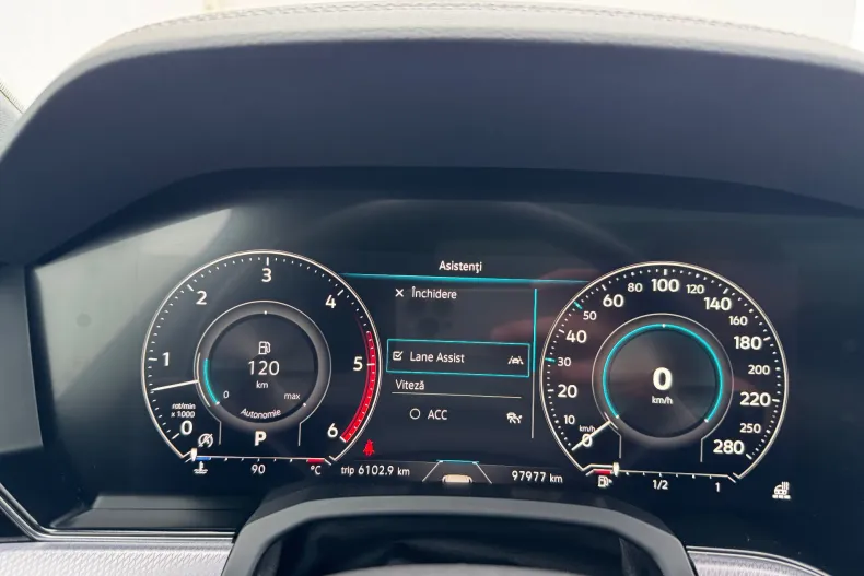 Volkswagen Touareg din 2021 cu 98.000 km - oferta VOL136474 - foto 18