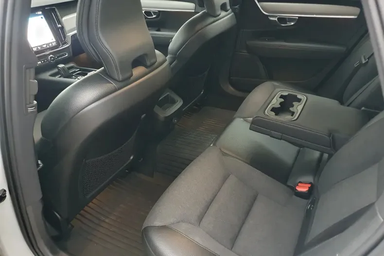 Volvo V90 din 2021 cu 97.650 km - oferta VOL136477 - foto 13