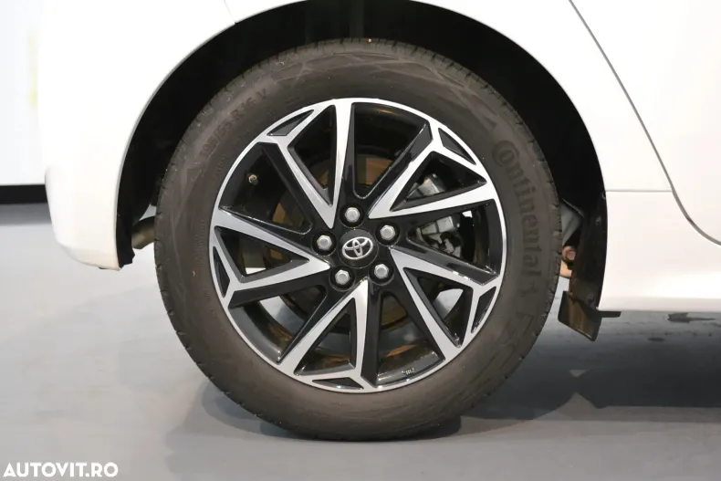 Toyota Yaris din 2022 cu 13.123 km - oferta TOY136489 - foto 8