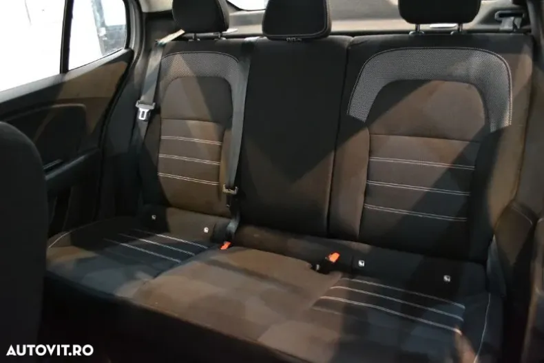 Dacia Logan din 2023 cu 89.604 km - oferta DAC136490 - foto 13