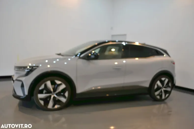 Renault Megane din 2023 cu 16.320 km - oferta REN136491 - foto 3