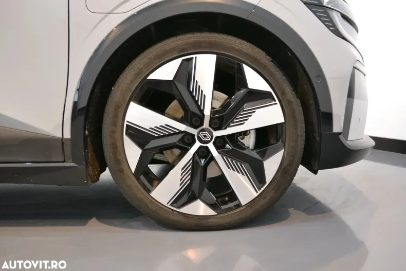 Renault Megane din 2023 cu 16.320 km - oferta REN136491 - foto 6
