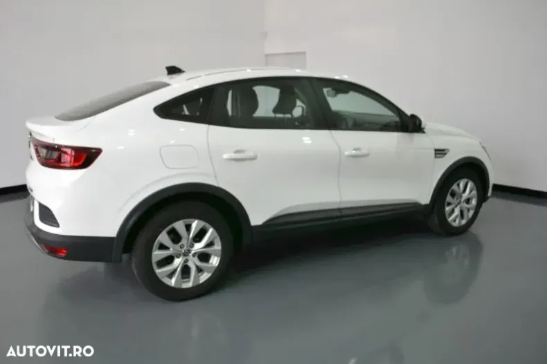 Renault Arkana din 2022 cu 71.306 km - oferta REN136500 - foto 4
