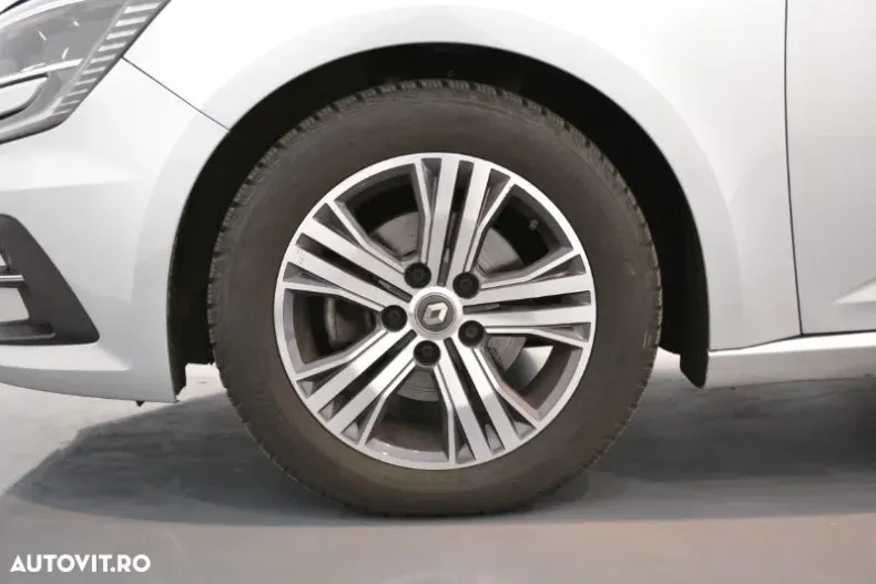 Renault Megane din 2022 cu 39.650 km - oferta REN136503 - foto 5