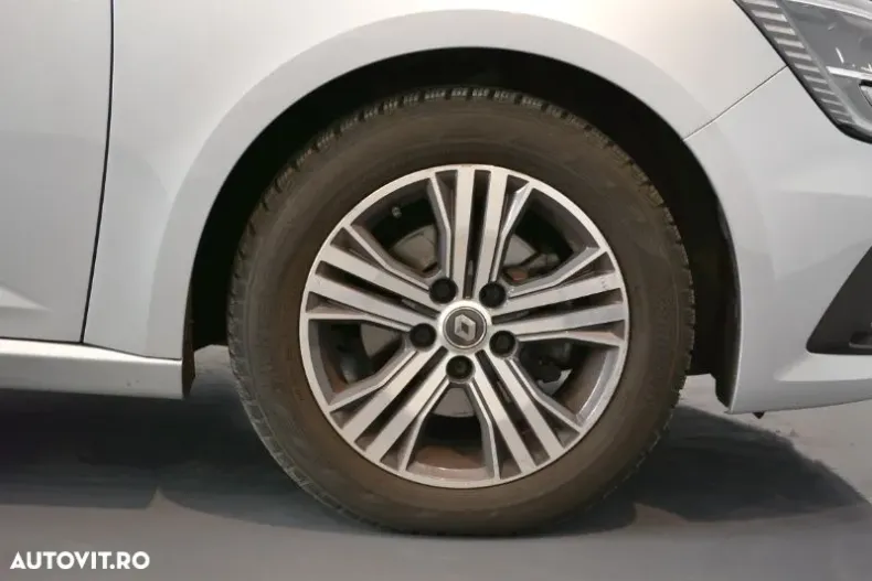 Renault Megane din 2022 cu 39.650 km - oferta REN136503 - foto 6