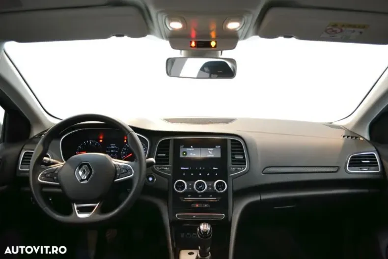 Renault Megane din 2022 cu 39.650 km - oferta REN136503 - foto 10