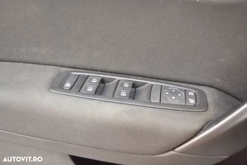 Renault Megane din 2022 cu 39.650 km - oferta REN136503 - foto 23