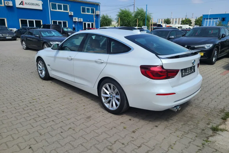 BMW Seria 3 din 2019 cu 96.660 km - oferta BMW136515 - foto 14