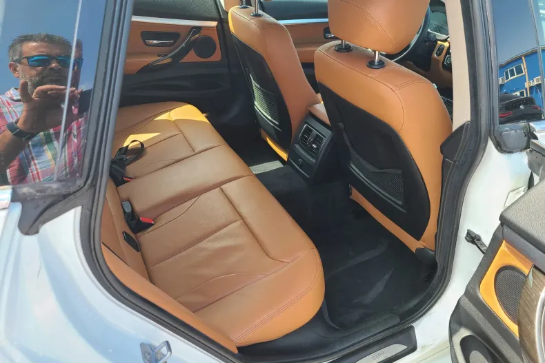 BMW Seria 3 din 2019 cu 96.660 km - oferta BMW136515 - foto 21