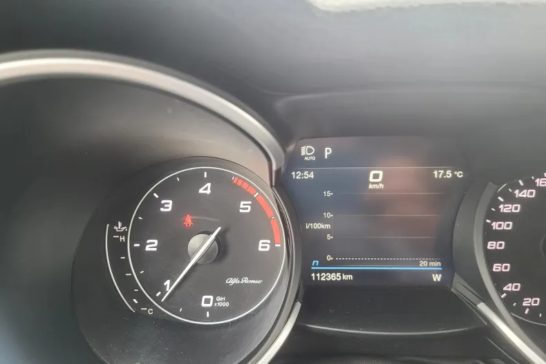 Alfa Romeo Stelvio din 2021 cu 112.365 km - oferta ALF136516 - foto 22