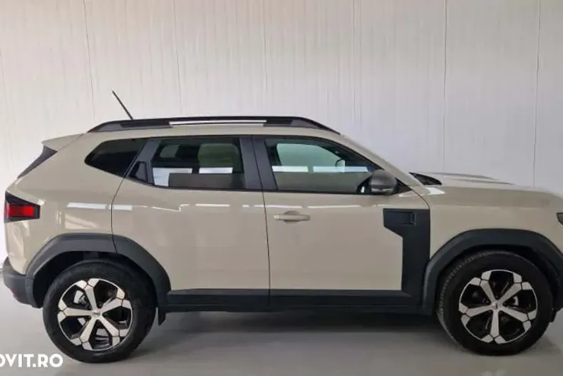 Dacia Duster din 2025 cu 3.000 km - oferta DAC136521 - foto 4