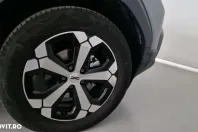 Dacia Duster din 2025 cu 4.951 km - oferta DAC136522 - foto 6