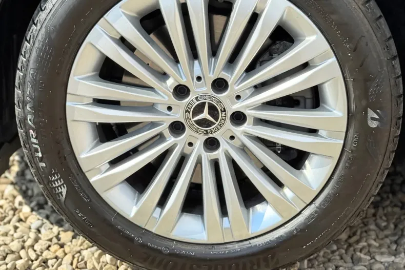 Mercedes-Benz C din 2024 cu 6.800 km - oferta MER136529 - foto 30